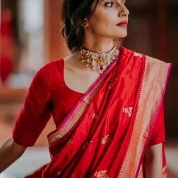 Saree Mall Red Woven Saree With Unstitched Blouse image 3
