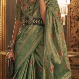 Elora Green Silk Woven Saree With Unstitched Blouse image 3