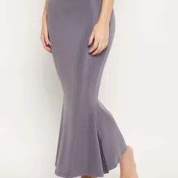 Secrets By ZeroKaata Grey Plain Saree Shapewear image 3