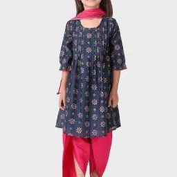 Fabindia Kids Navy & Pink Floral Print Suit Set-picture-14