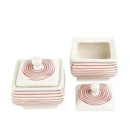 VarEesha Parikrama Red & White Ceramic Small Square Bowl With Lid (0.2 L) - Set of 2 image 3