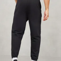 Styli Black Relaxed Fit Oversized Joggers image 2