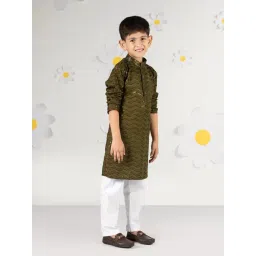 Vastramay Boys Mehendi Green Regular Fit Embroidered Kurta Set image 3