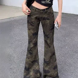 StyleCast Women Relaxed Fit Mid-Rise Slash Knee Printed Jeans-picture-32