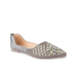 TRYME Women Printed Ethnic Open Toe Flats image 3