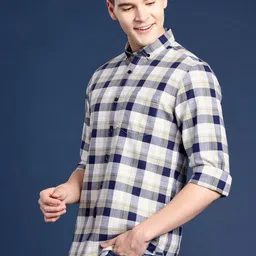 Mast & Harbour Men Standard Checked Casual Shirt image 2