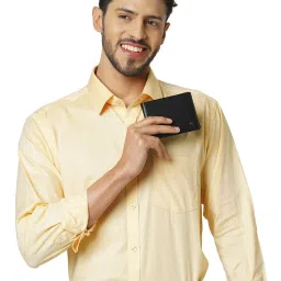 PERQUISITE Black Casual Leather Bi-Fold Wallet for men image 2