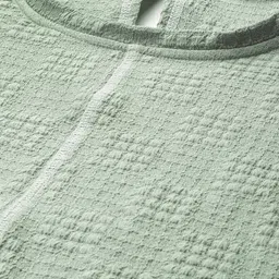 DressBerry Curve Extended Sleeves Seersucker Top image 2