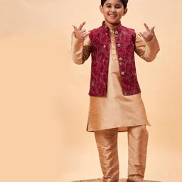 Vastramay Silk Full Sleeves Solid Kurta & Pyjama With Floral Embroidered & Sequins Embellished Nehru Jacket Set - Maroon & Gold-picture-39