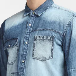 Jack & Jones Men Blue Faded Faded Casual Shirt image 2