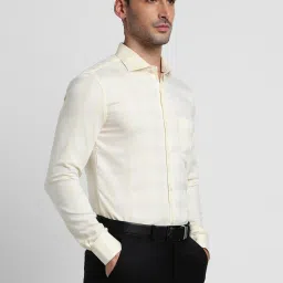 Peter England Elite Yellow Cotton Slim Fit Shirt image 3