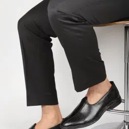 Privo by Inc.5 Men's Black Casual Juttis-picture-28