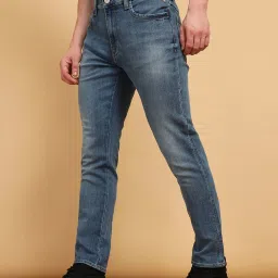 Wrangler Mid Blue Comfort Fit Jeans image 3