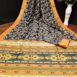 Varanga Black Printed Saree With Unstitched Blouse image 5