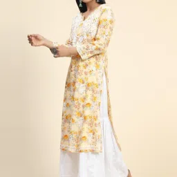 House of Kari Light Yellow Noor Printed Emb Kurta in Mul image 2