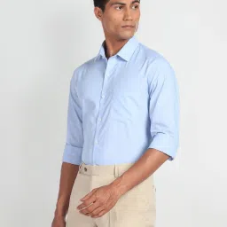Arrow Blue Cotton Slim Fit Self Pattern Shirt image 3