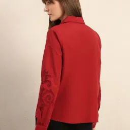 Vero Moda Sun-Dried Tomato Cotton Regular Fit Embroidered Shirt image 2