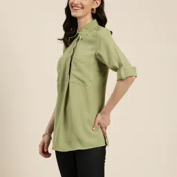 Qurvii Green Half Placket Shirt image 3
