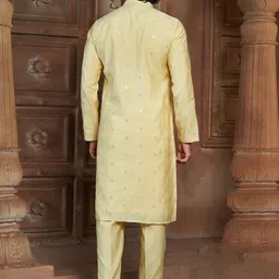 EKATVA ETHNIC Men Ethnic Motifs Embroidered Regular Mirror Work Chanderi Cotton Kurta with Trousers image 2