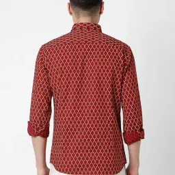 Van Heusen Maroon Cotton Slim fit Geometric Shirts image 2