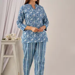Dreambe Women Printed Night suit image 2