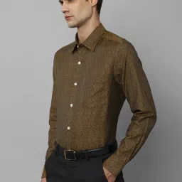Louis Philippe Gods & Kings Brown Cotton Regular Fit Printed Shirt image 3