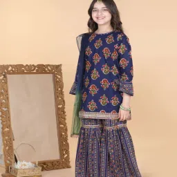 AJ Dezines Kids Blue Cotton Floral Print Full Sleeves Kurta Set image 3