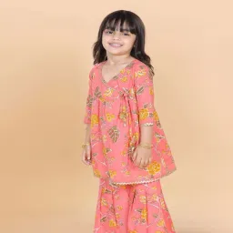 AJ Dezines Kids Peach Cotton Floral Print Kurta Set image 3