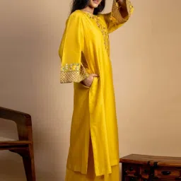 Mushio Mustard Yellow Ananda Embroidered Chanderi Silk Kurta image 3