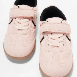 Pantaloons Junior Girls Pink Velcro Shoes-image-15
