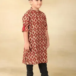 Fabindia Boys Red Cotton Printed Kurta image 2