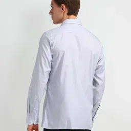 Arrow Violet Cotton Regular Fit Checks Shirt image 2