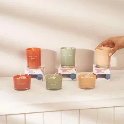 Mason Home Red Peach Scented Candle - Medium image 2