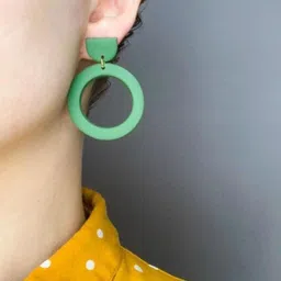 VMA PLAY FASHION Circular Drop Earrings image 2