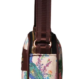 BANDICOOT Women Floral Printed Sling Crossbody Bag image 2