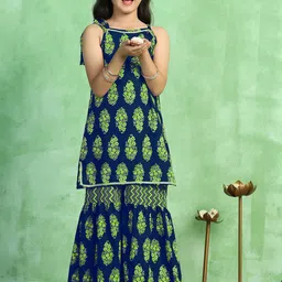 BAESD Girls Floral Printed Regular Kurta with Sharara image 5