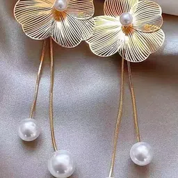 Anouk Gold-Plated Pearls Beaded Korean Floral Shaped Drop Earrings image 3