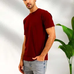 UNIQSOME Men T-shirt image 5