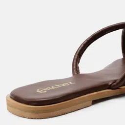 glitchez Women Strapy One Toe Flats With Metallic Detail image 4