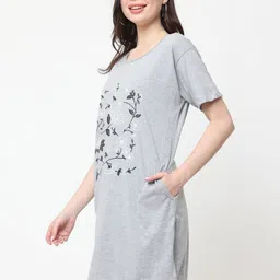 DDASPRATION Women Floral 2 Printed Pockets T-shirt image 2