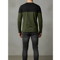 AUTNA Men Colourblocked T-shirt image 2