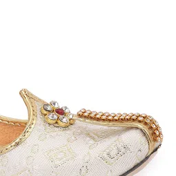 Superminis Boys Printed Mojaris image 2