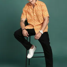 SHOWOFFFF Men Standard Slim Fit Printed Casual Shirt image 2