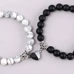 Omaya Jewels Unisex Silver-Plated Bracelet image 4