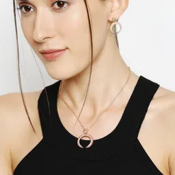 Mahi Rose Gold-Plated White Crystal Studded Arc Shaped Jewellery Set image 5