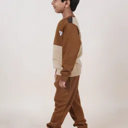 Kiddopanti Boys Brown & Beige Color Block Full Sleeves Sweatshirt with Trackpants image 3