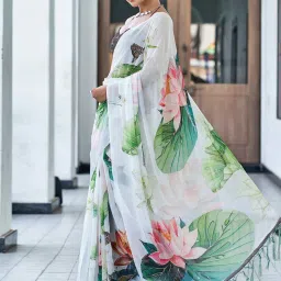 Satrani White Floral Print Saree With Unstitched Blouse image 3
