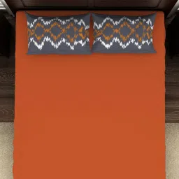 Spaces Red Cotton Double Bedsheet with 2 Pillow Covers image 3