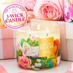 Bath & Body Works Sea Salt & Sails 3-Wick Candle image 3