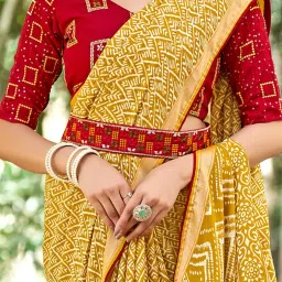Saree Mall Yellow Printed Sarees With Unstitched Blouse image 3